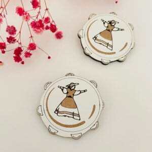 Broches pandereta silueta grabada en madera