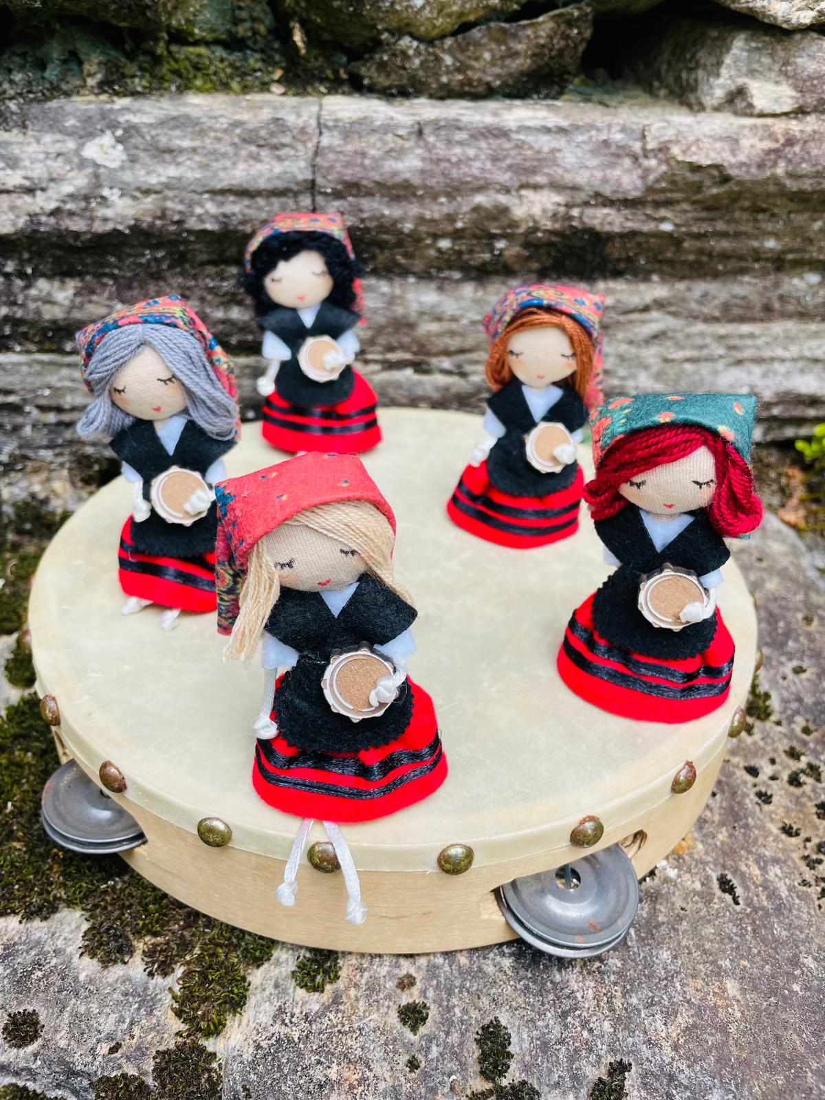 Broche Muñeca Gallega pandeireteira - Imagen 4