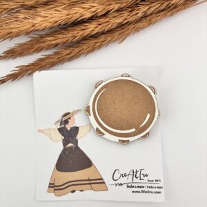 Broches pandereta madera