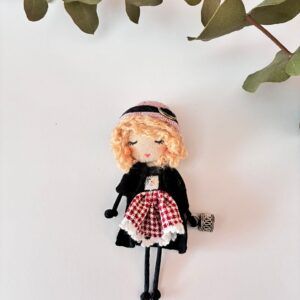 Broche Muñeca